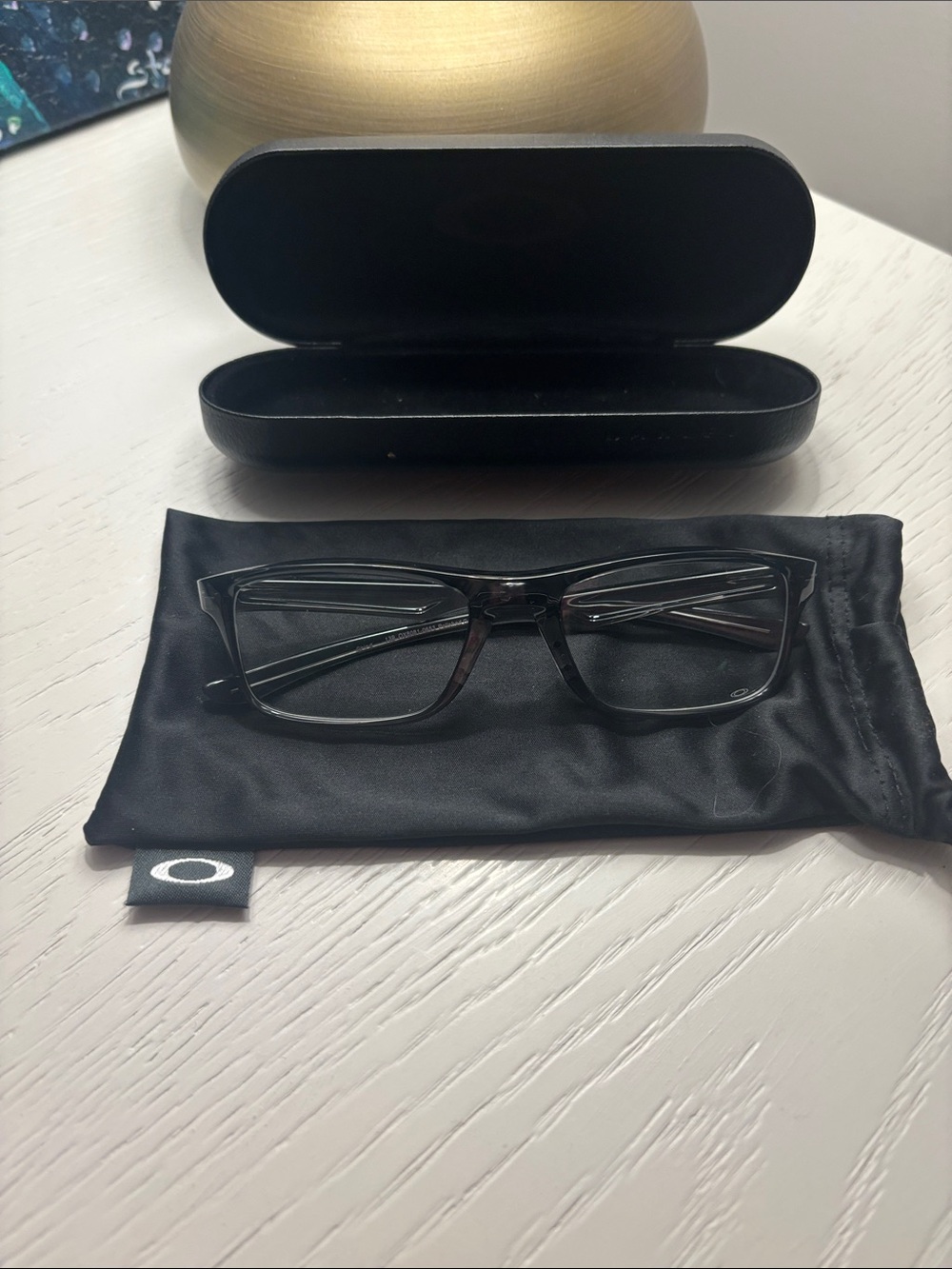Oakley Glasses!  Like New - Picture 5 of 7